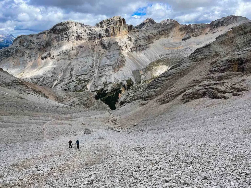 Höhlenwanderung in Cunturines - Panoramablick von oben