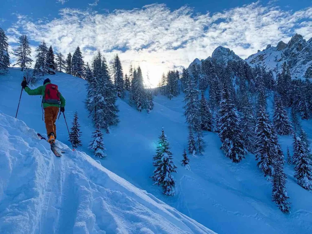 Wunderschönes Panorama bei einer Skitour am Messerkoepfl